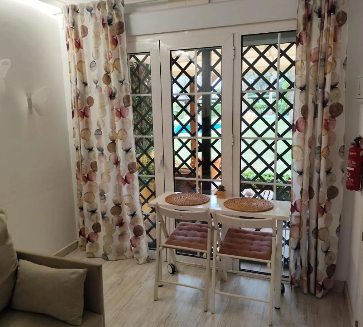Homestay Dudi'S Peppers Apartment Malaga