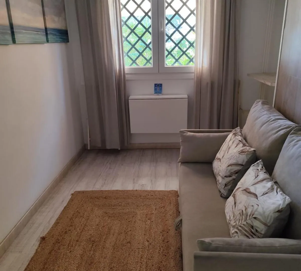 Homestay Dudi'S Peppers Apartment Malaga Spain